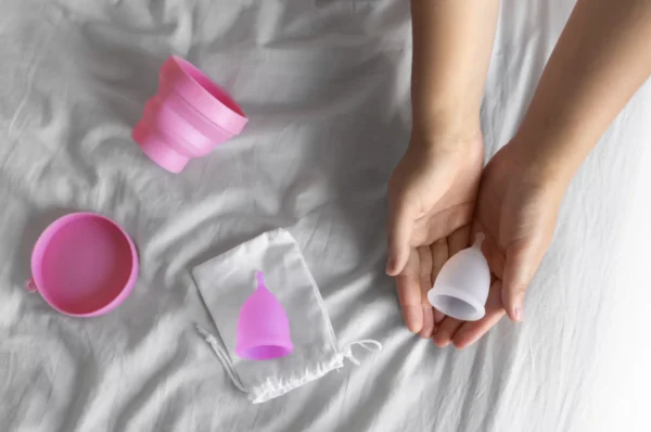 Kaip naudoti menstruacinę taurelę?